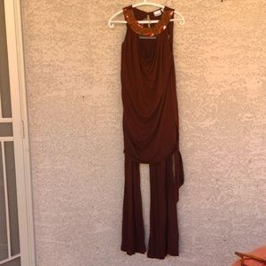 Two-piece Rayon Newport News knit Brown pants and top